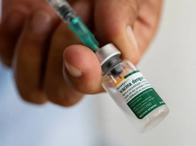 Ministério da Saúde suspende temporariamente vacina do Instituto Butantan contra a dengue